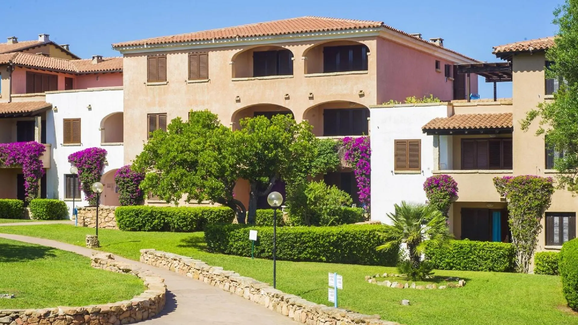 Residence Bouganville Porto Rotondo 3*,