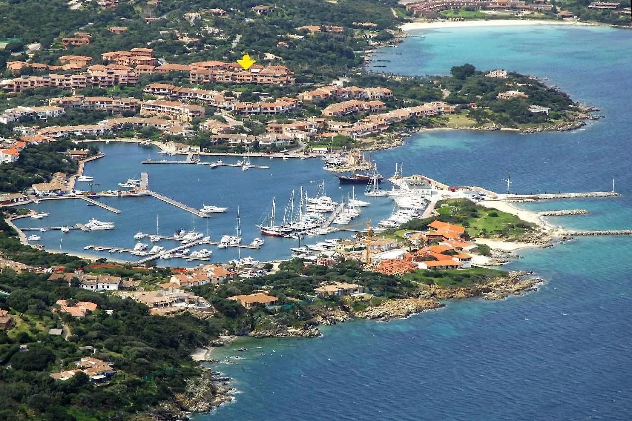 *** Appart hôtel Residence Bouganville Porto Rotondo Italie