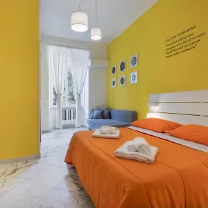 Colori E Note 3*, Naples Italie