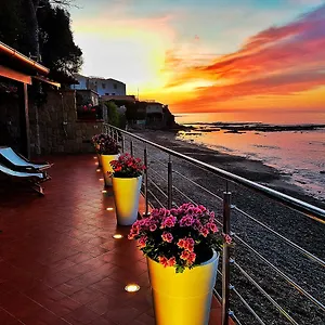 Brezza Marina 2*, Cefalù Italie